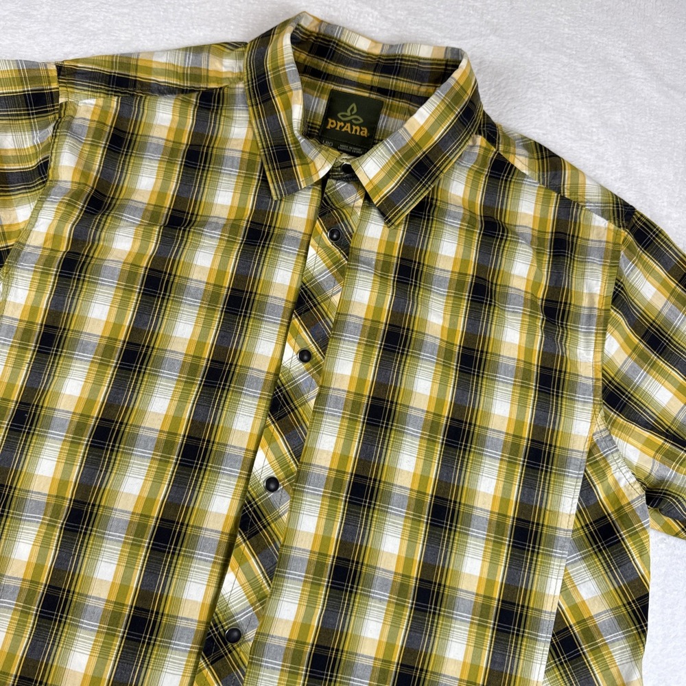 Prana Shirt Mens Size Large Yellow Black Plaid Snap Button Short Sleeve Casual
